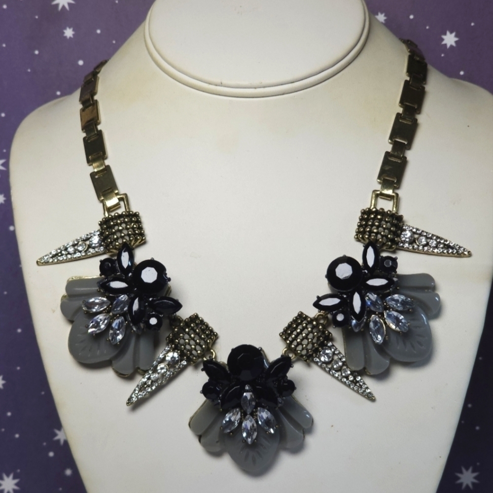 👍5 For $20 BrassTone GrayAcrylic Flowers w/ Black Crystals
